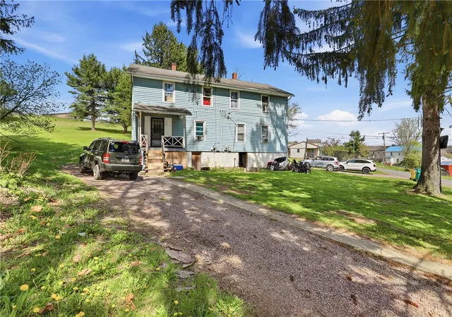 4th image of 132 Waterloo Street, Somerset Twp, PA 15541 | MLS# 1749587