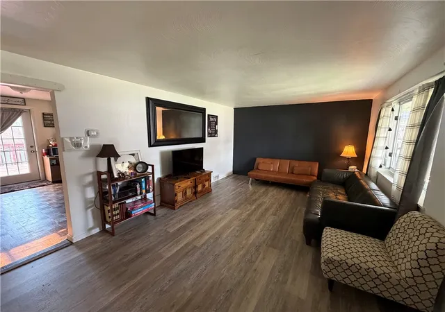 5th image of 528 E 8Th Ave, Tarentum, PA 15084 | MLS# 1750215