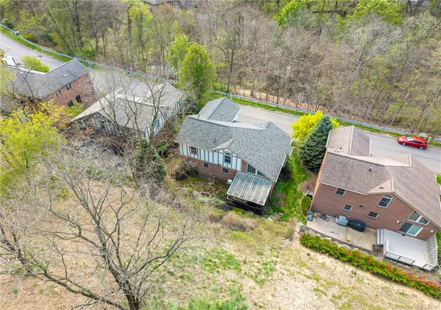 5th image of 428 Rockledge Dr, Aleppo, PA 15143 | MLS# 1750029