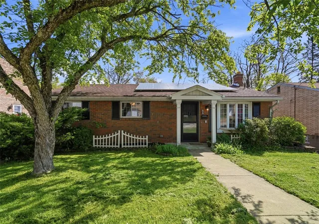 3rd image of 88 Lilmont Dr, Swissvale, PA 15218 | MLS# 1750207