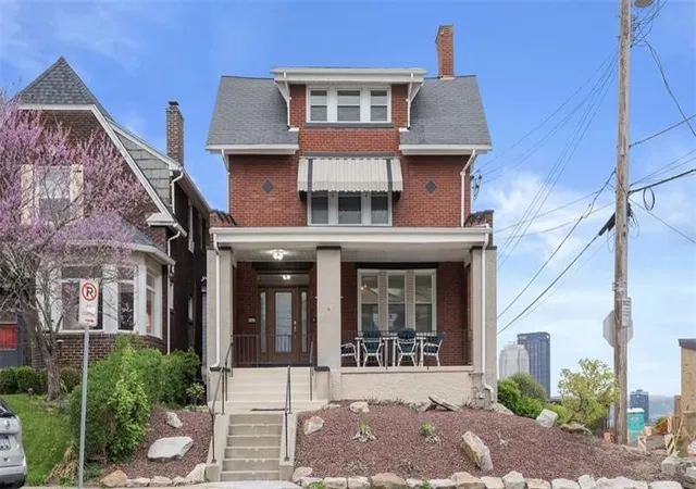 1st image of 347 Bailey Ave, Mt Washington, PA 15211 | MLS# 1750085