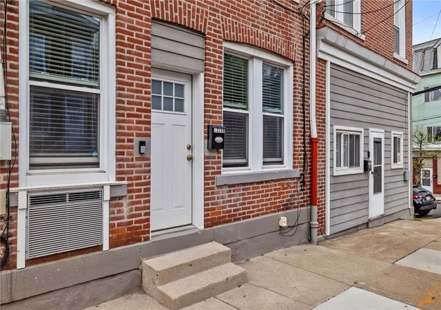 2nd image of 5239 Wickliff St, Lawrenceville, PA 15201 | MLS# 1750245