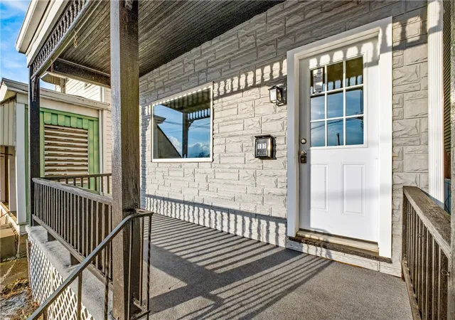 Photo 3 of Single family home for sale at 107 John St, Mt Oliver, PA 15210 | MLS# 1749901 | Listing updated on 2026-07-22