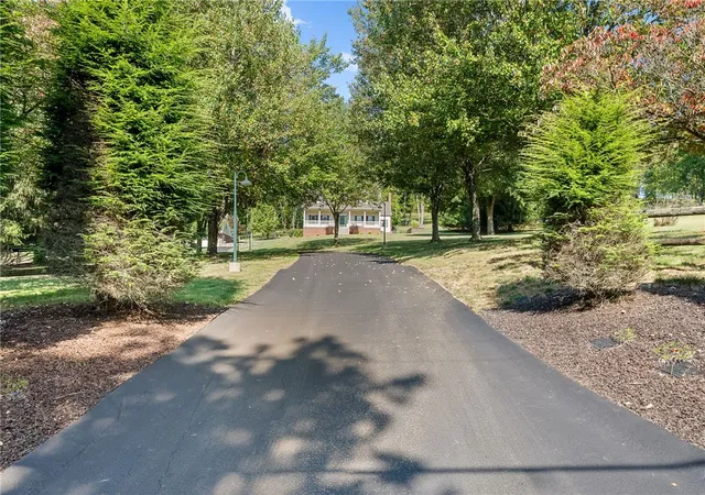 3rd image of 959 Bentleyville Rd, Fallowfield Twp, PA 15022 | MLS# 1750349