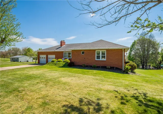 3rd image of 2810 Route 136, Somerset Twp, PA 15330 | MLS# 1750364