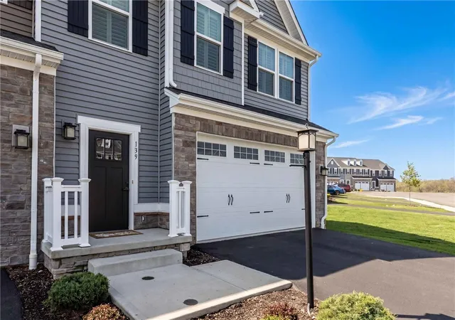 2nd image of 139 Melinda Ct, Sewickley, PA 15143 | MLS# 1750216