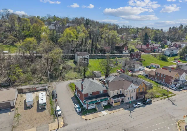 20th image of 602 Division St, Jeannette, PA 15644 | MLS# 1750400