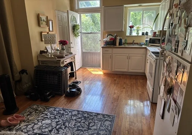 Photo 2 of Single family home for sale at 602 S Dallas, North Of Forbes, PA 15217 | MLS# 1750491 | Listing updated on 2026-07-30