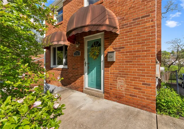 2nd image of 2703 Philadelphia Ave, Pittsburgh, PA 15216 | MLS# 1750487