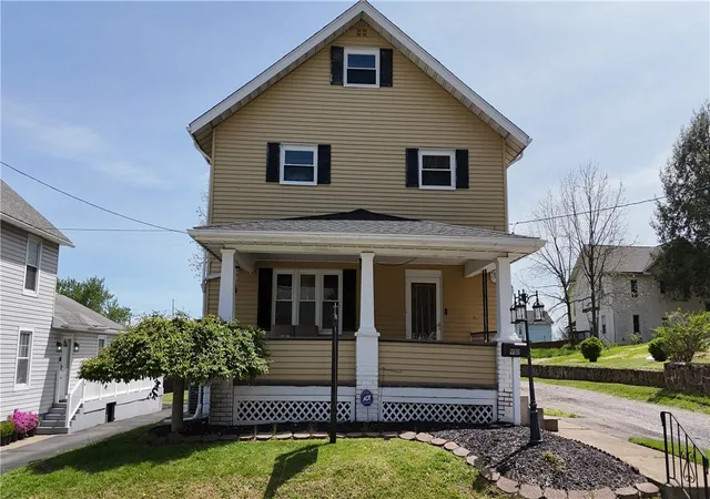 Homes for sale in New Castle, PA | 910 Temple Ave, New Castle, PA 16101 | MLS# 1750575