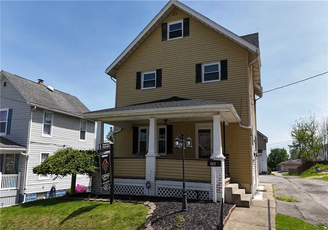Homes for sale in New Castle, PA | 910 Temple Ave, New Castle, PA 16101 | MLS# 1750575