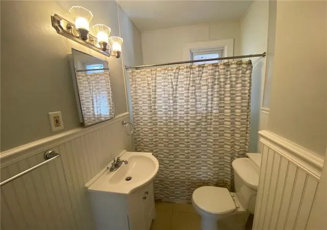 Listing Photo 2 - Condo for sale in building located at 224 - 226 Ella St, Pittsburgh, PA 15224 - Unit #