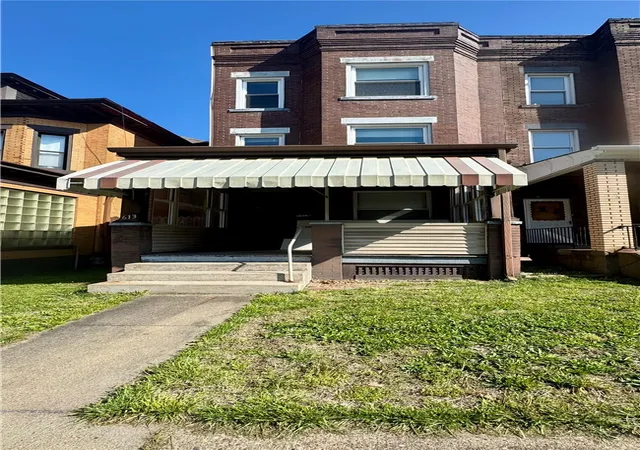Photo 1 of Single family home for sale at 613 East 9th Ave, Munhall, PA 15120 | MLS# 1750659 | Listing updated on 2026-05-21