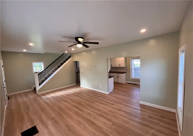 Photo 3 of Sale Pending at 1377 Perry Hwy, Springfield Twp, PA 16137 | MLS# 1750681 | Listing updated on 2026-08-04