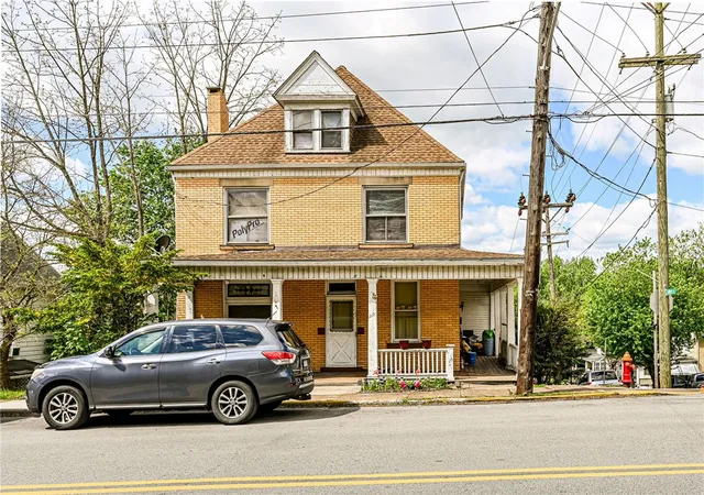 2nd image of 310 Harrison Ave, Jeannette, PA 15644 | MLS# 1750621
