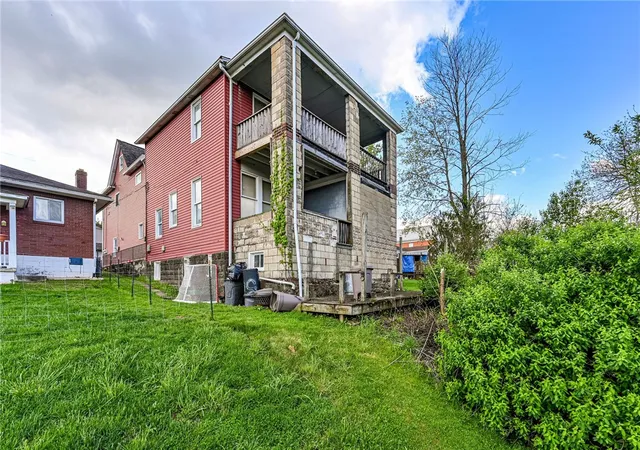 Photo 4 of House for sale at 222 Adrian Ave, Trafford, PA 15085 | MLS# 1750640 | Listing updated on 2026-08-04