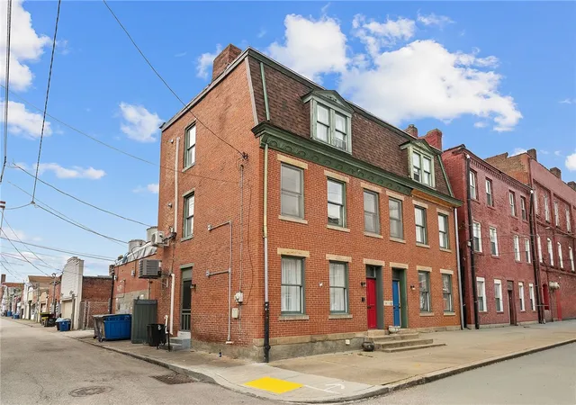 42nd image of 94 Se 22nd, Pittsburgh, PA 15203 | MLS# 1750733