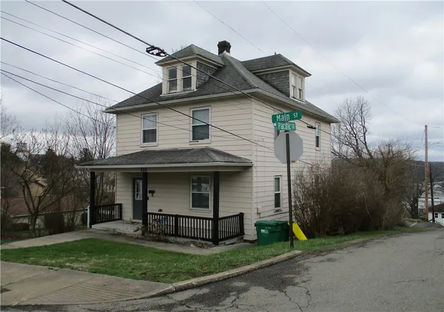 1st image of 320 Main Street, Twp Of But Sw, PA 16045 | MLS# 1750806
