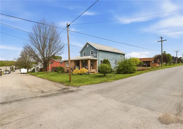 Photo 2 of Single family home for sale at 530 Center St, Boswell, PA 15531 | MLS# 1750836 | Listing updated on 2026-06-10