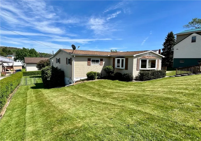 4th image of 401 N 5Th St, Indiana, PA 15701 | MLS# 1750832
