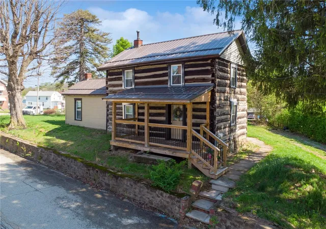 5th image of 1825 Jefferson St, Greensburg, PA 15601 | MLS# 1749866