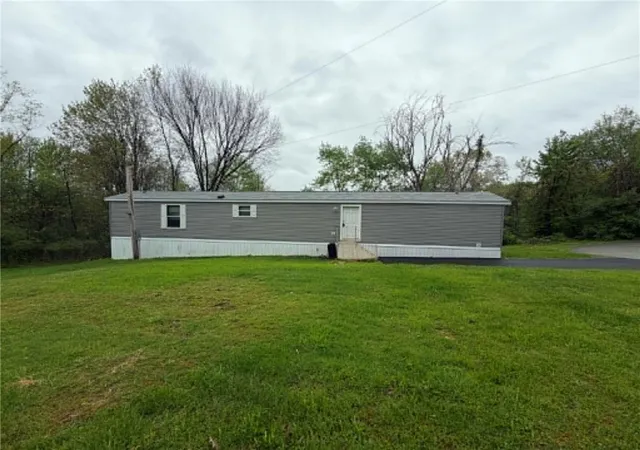 2nd image of 147 Terrace Ln, New Sewickley Twp, PA 16063 | MLS# 1750882