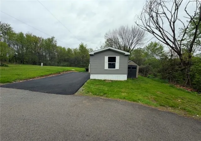 3rd image of 147 Terrace Ln, New Sewickley Twp, PA 16063 | MLS# 1750882