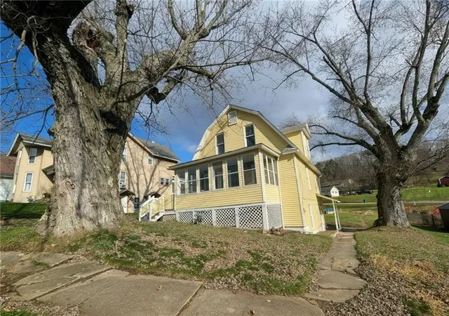 2nd image of 305 Central Ave, Chicora Boro, PA 16025 | MLS# 1750909