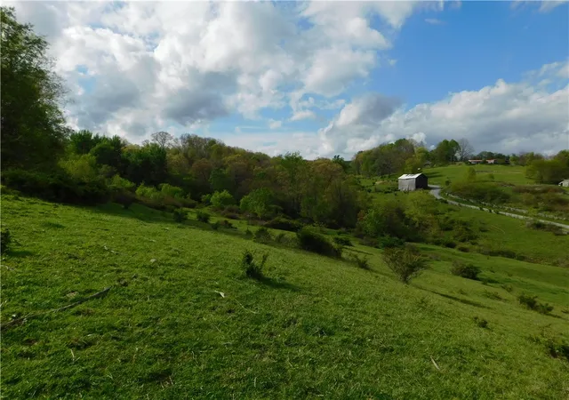 4th image of 108 Oak Spring Rd, East Finley, PA 15377 | MLS# 1750923