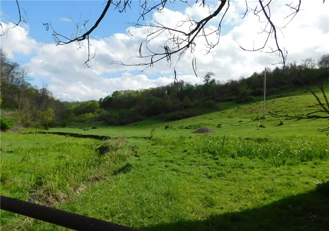 5th image of 108 Oak Spring Rd, East Finley, PA 15377 | MLS# 1750923