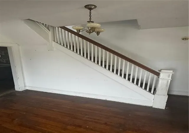 3rd image of 201 Locust St, New Kensington, PA 15068 | MLS# 1750606