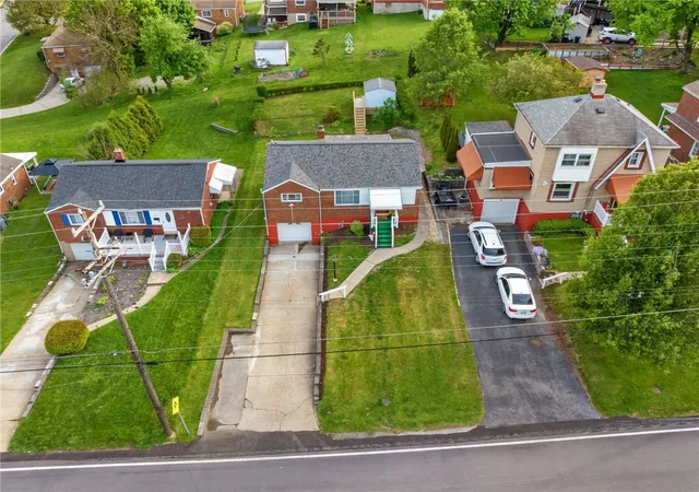 35th image of 146 Old Lebanon Church Rd, Pleasant Hills, PA 15236 | MLS# 1750819