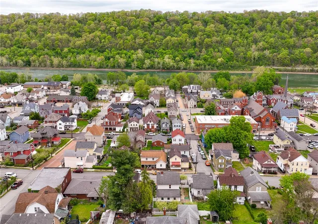 30th image of 824 Marne Ave, Monongahela, PA 15063 | MLS# 1750961