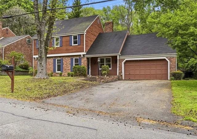 2nd image of 224 Thornberry Dr, Pittsburgh, PA 15235 | MLS# 1750989