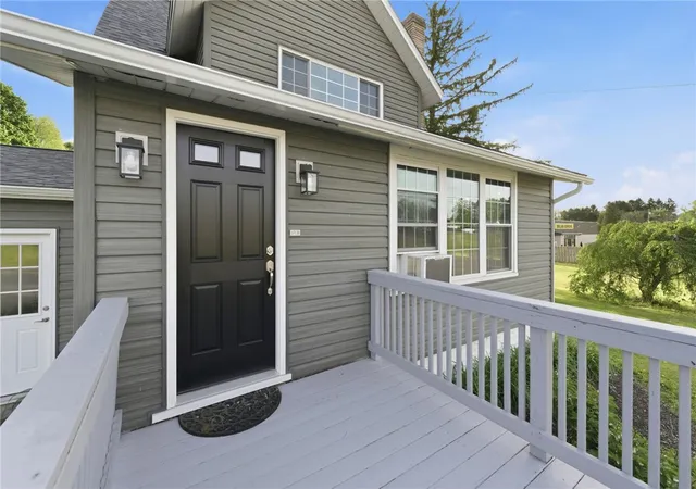 Photo 3 of Single family home for sale at 13063 US Route 422, Kittanning, PA 16201 | MLS# 1751132 | Listing updated on 2026-07-15
