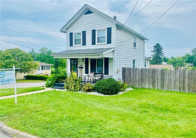 1st image of 1628 21st Ave, Patterson Twp, PA 15010 | MLS# 1751145