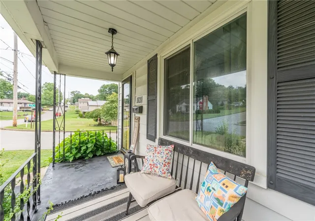 Photo 3 of Single family home for sale at 1628 21st Avenue, Patterson Twp, PA 15010 | MLS# 1751145 | Listing updated on 2026-08-01