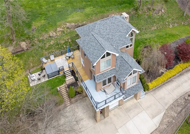 4th image of 512 Argonne Blvd, Ellwood City, PA 16117 | MLS# 1751223