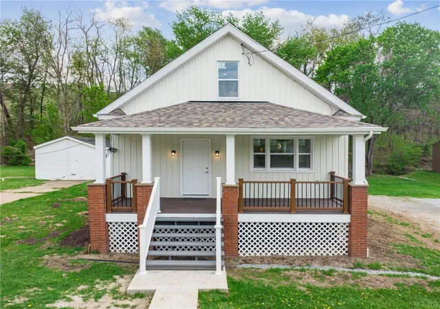 1st image of 592 & 594 Mcmichael Rd, Robinson Twp, PA 15205 | MLS# 1751056