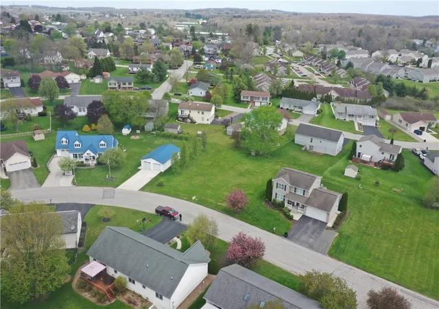 2nd image of 1303 Brierwood Dr, Somerset Boro, PA 15501 | MLS# 1751266
