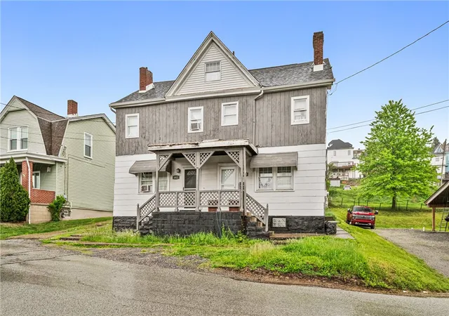2nd image of 1811 1813 Mount Joseph St, Carrick, PA 15210 | MLS# 1750951