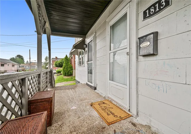 Photo 4 of House for sale at 1811-1813 Mount Joseph St, Carrick, PA 15210 | MLS# 1750951 | Listing updated on 2026-08-03