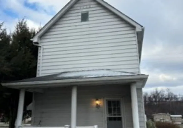 Homes for sale in Liberty Boro, PA | 3211 Liberty Way, Liberty Boro, PA 15133 | MLS# 1751376