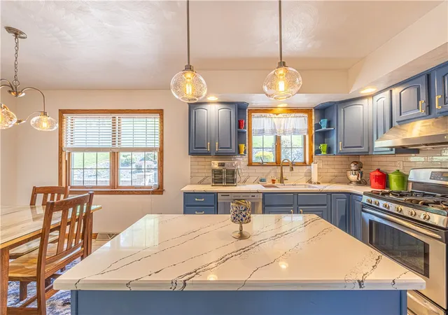 4th image of 347 Forest, Belle Vernon, PA 15012 | MLS# 1751268
