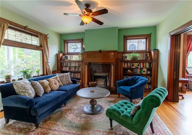 Homes for sale in Highland Park, PA | 5901 Hampton St, Highland Park, PA 15206 | MLS# 1751347