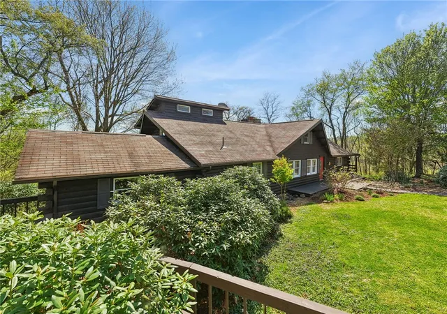 Photo 4 of Single family home for sale at 2705 Radebaugh, Hempfield Twp, PA 15644 | MLS# 1751474 | Listing updated on 2026-05-01