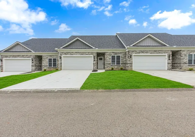 1st image of 26 Pinehurst Pl #26, Beaver, PA 15009 | MLS# 1751496