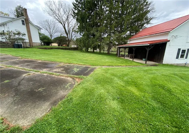 Homes for sale in Sugarcreek Boro, PA | 147 Warren Rd, Sugarcreek Boro, PA 16323 | MLS# 1751500