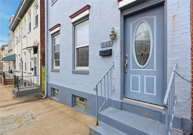 Homes for sale in Lawrenceville, PA | 165 44th Street, Lawrenceville, PA 15201 | MLS# 1751409
