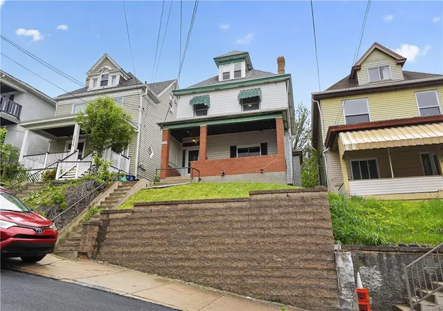 1st image of 1517 Rockland Ave, Pittsburgh, PA 15216 | MLS# 1750342